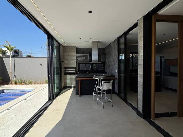 #1632 - Casa para Venda em Pouso Alegre - MG - 2