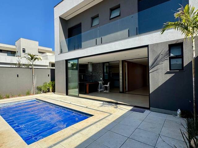 #1632 - Casa para Venda em Pouso Alegre - MG - 1