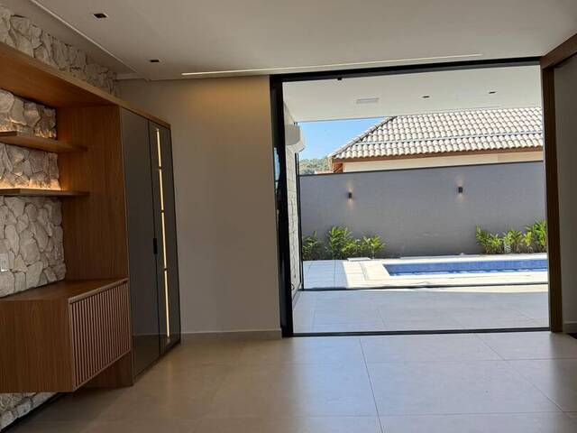 Casa para Venda em Pouso Alegre - 4