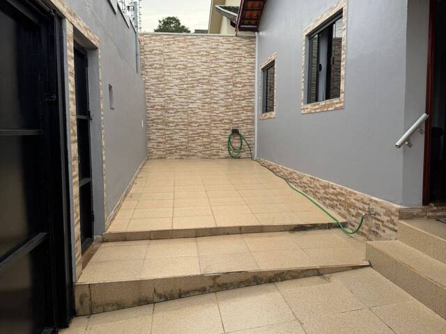 #1633 - Casa para Venda em Pouso Alegre - MG - 2