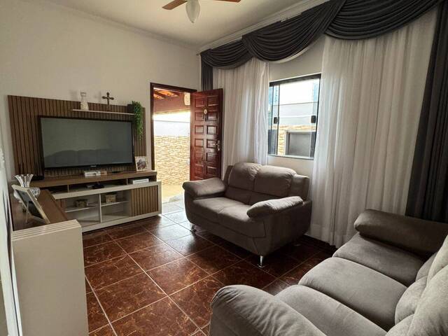 #1633 - Casa para Venda em Pouso Alegre - MG - 3