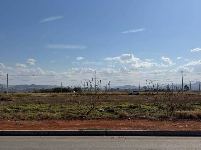 #1634 - Terreno para Venda em Pouso Alegre - MG - 1