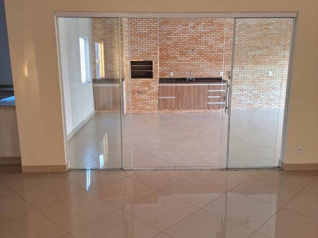 Apartamento para Venda em Pouso Alegre - 4