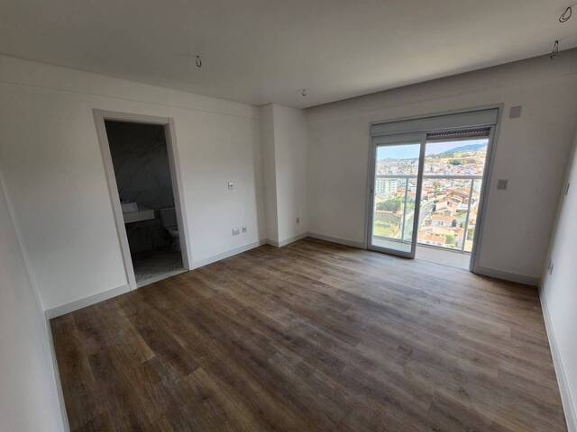 Apartamento para Venda em Pouso Alegre - 5