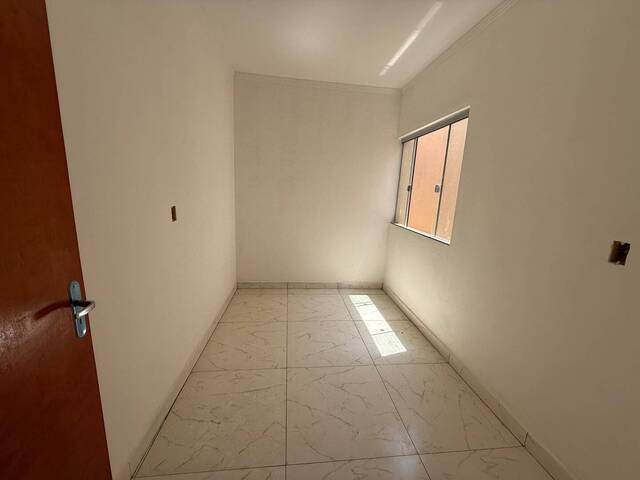 #1682 - Apartamento para Venda em Pouso Alegre - MG - 2