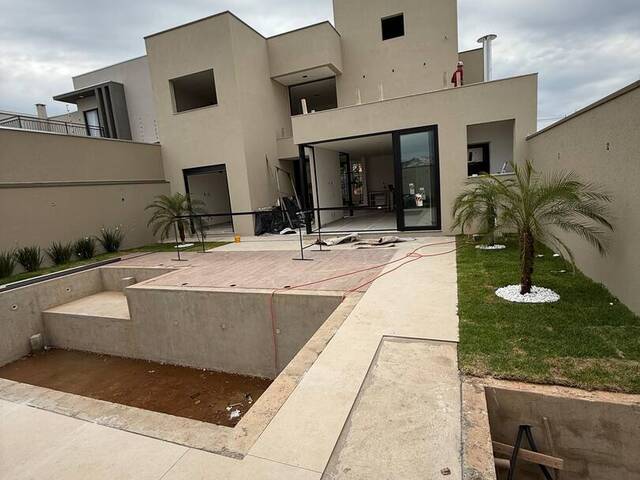 #1690 - Casa para Venda em Pouso Alegre - MG - 2