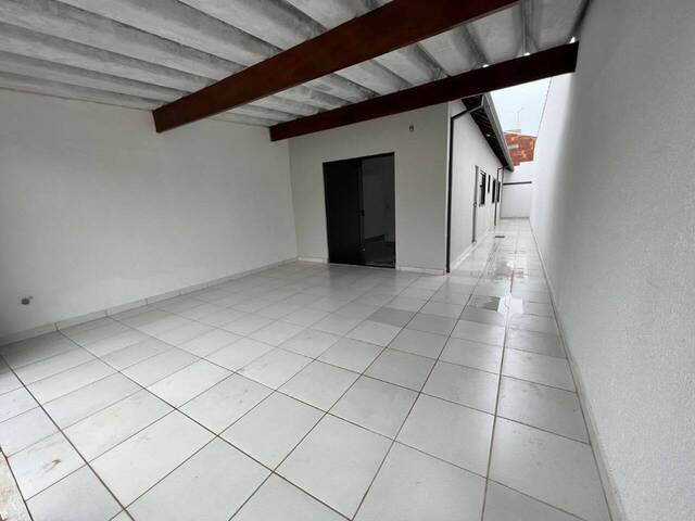 #1693 - Casa para Venda em Pouso Alegre - MG - 1