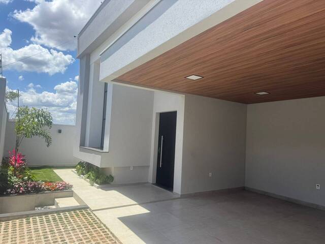 #1700 - Casa para Venda em Pouso Alegre - MG