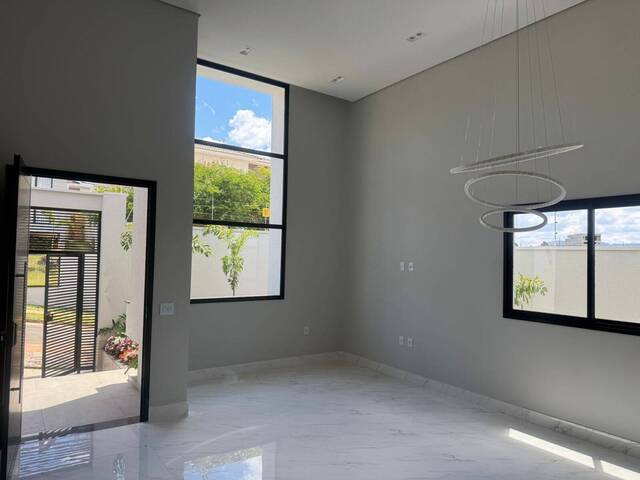 #1700 - Casa para Venda em Pouso Alegre - MG