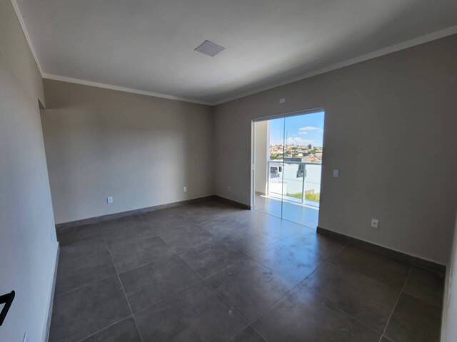 Venda em Pousada do Sol - Pouso Alegre