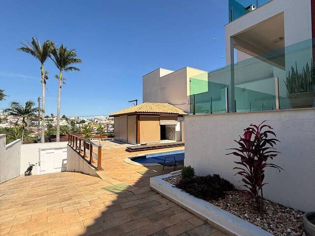 #1275 - Casa para Venda em Pouso Alegre - MG