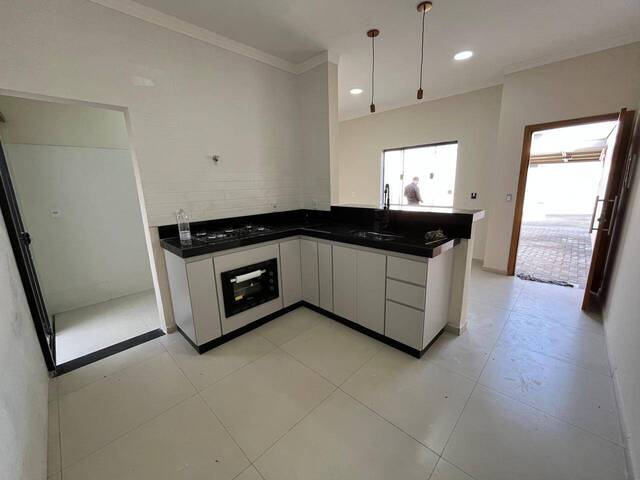 #1712 - Casa para Venda em Pouso Alegre - MG - 3