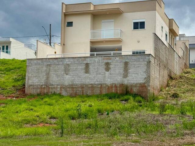 #1729 - Terreno para Venda em Pouso Alegre - MG - 1