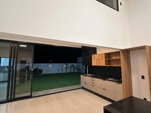 Casa para Venda em Pouso Alegre - 5