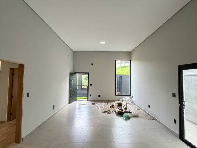 #1721 - Casa para Venda em Pouso Alegre - MG - 2