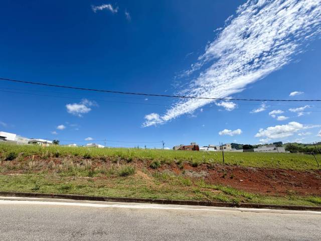 #1747 - Área para Venda em Pouso Alegre - MG - 2