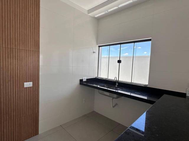 #1759 - Casa para Venda em Pouso Alegre - MG - 2