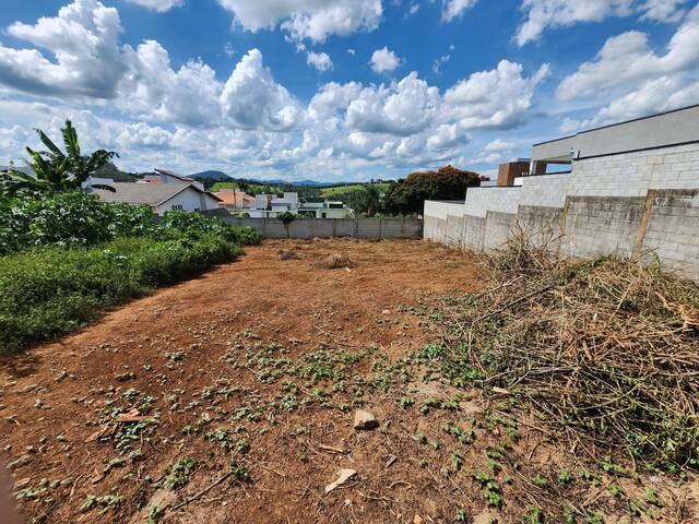 Venda em Buritis - Pouso Alegre