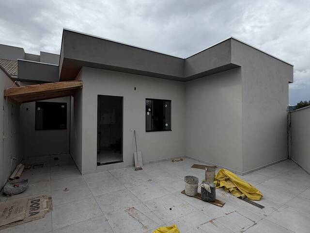 #1788 - Casa para Venda em Congonhal - MG - 2