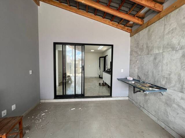 #1811 - Casa para Venda em Pouso Alegre - MG - 2