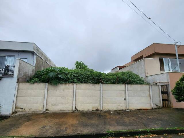 #1813 - Terreno para Venda em Pouso Alegre - MG - 2