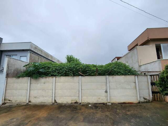 Venda em Buritis - Pouso Alegre