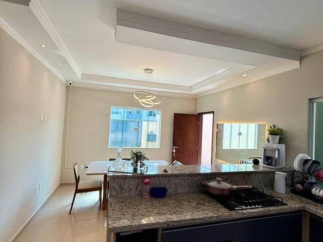 #1814 - Casa para Venda em Pouso Alegre - MG - 2