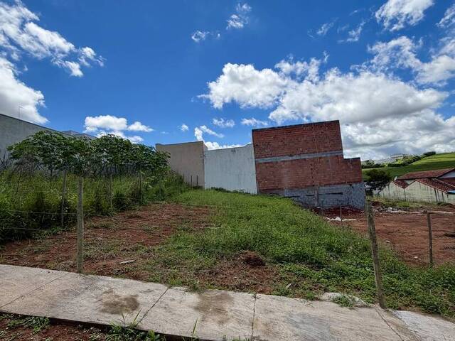 Venda em Parque Real - Pouso Alegre