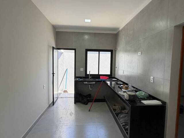 Casa para Venda em Pouso Alegre - 4