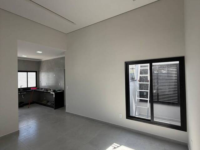 #1843 - Casa para Venda em Pouso Alegre - MG