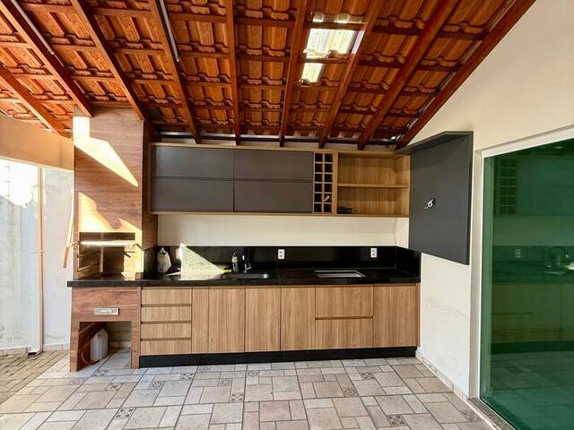 Venda em Vale das Andorinhas - Pouso Alegre