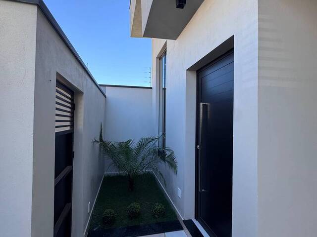 #1758 - Casa para Venda em Pouso Alegre - MG