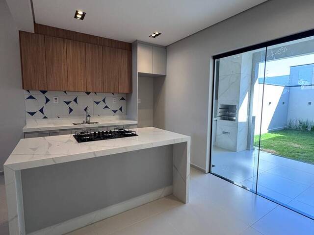 #1850 - Casa para Venda em Pouso Alegre - MG