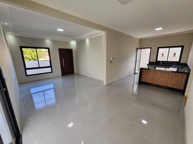 #1732 - Casa para Venda em Pouso Alegre - MG