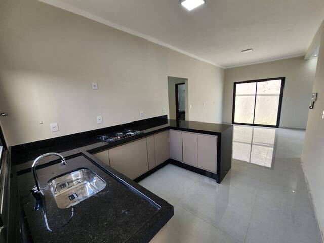 Casa para Venda em Pouso Alegre - 5