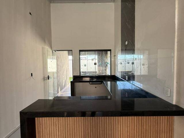#1541 - Casa para Venda em Pouso Alegre - MG