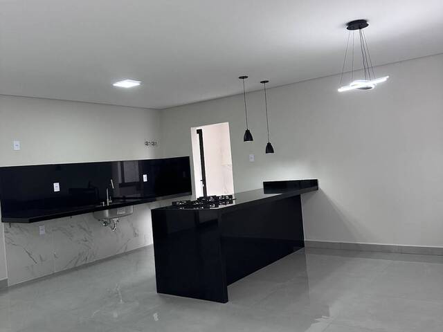 Casa para Venda em Pouso Alegre - 5