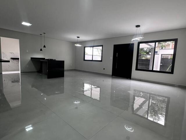 Casa para Venda em Pouso Alegre - 2