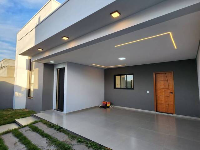 #1930 - Casa para Venda em Pouso Alegre - MG