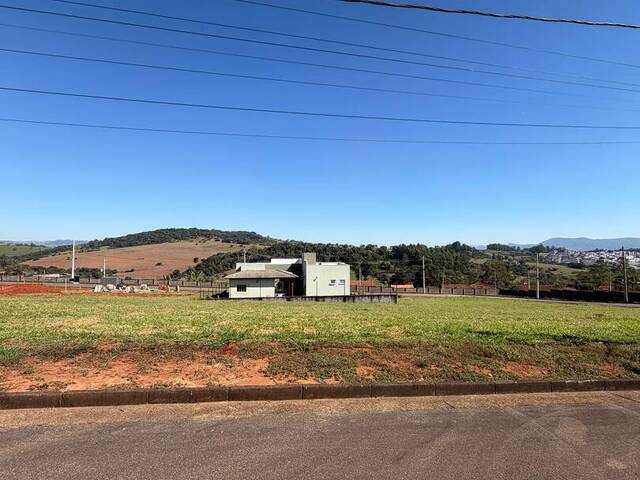 Venda em Grand Royalle - Pouso Alegre