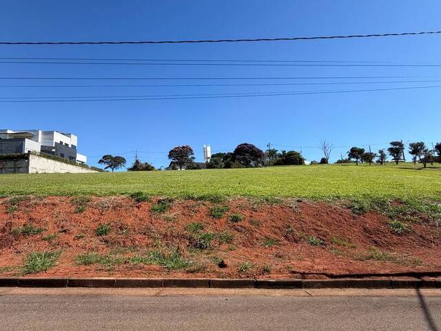 #1947 - Terreno para Venda em Pouso Alegre - MG - 1