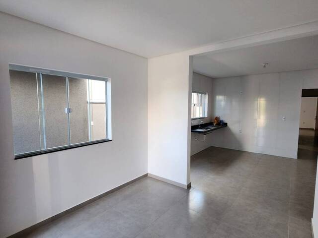 Casa para Venda em Pouso Alegre - 2