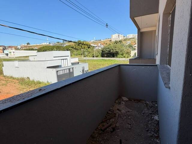 Apartamento para Venda em Pouso Alegre - 2