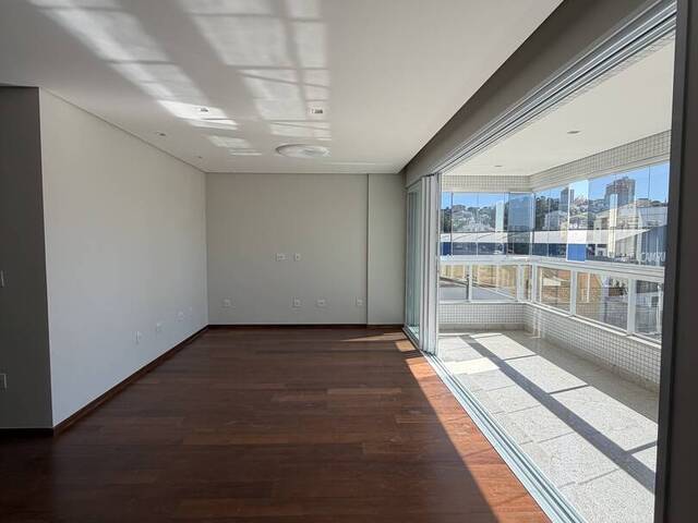 Apartamento para Venda em Pouso Alegre - 5