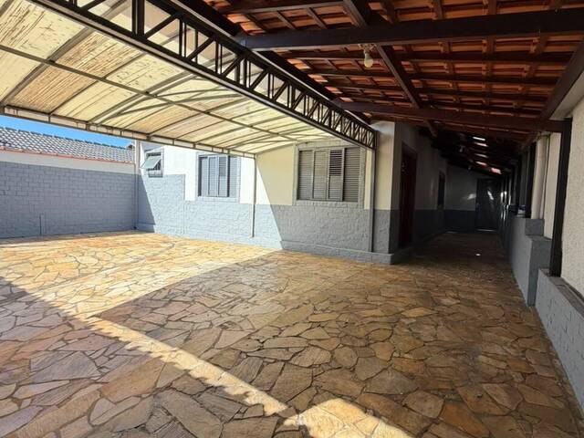 Casa para Venda em Pouso Alegre - 2